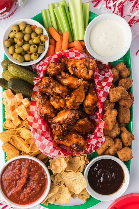 Chicken Tender Charcuterie Board, Fries Charcuterie Board, Football Charcuterie Board, Football Charcuterie, Wings Chicken, Frozen Chicken Wings, Breaded Chicken Tenders, Chicken Crispy, Chicken Rub