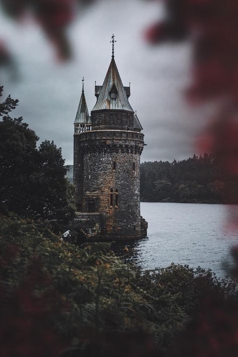 Gothic Tower, Medieval Tower, Gothic Castle, Castle Aesthetic, Castle Tower, Fantasy Castle, The Gothic, Fantasy Places, Fantasy Aesthetic