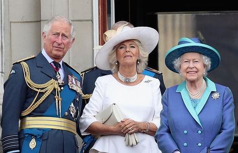 Queen Elizabeth II Prince Charles and Camilla Fürstin Charlene, Charles And Camilla, Prinz Charles, Photos Of Prince, Prince Charles And Camilla, Camilla Parker Bowles, Princess Elizabeth, Isabel Ii, Diana Ross