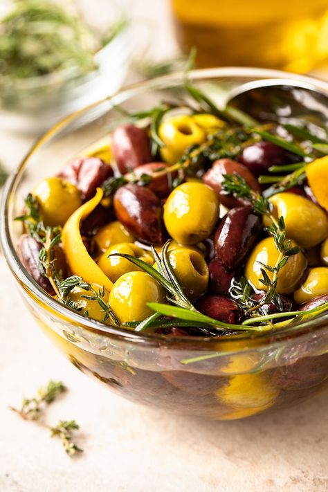 Warm Olives, Olive Salad Recipe, Olive Appetizer, Olive Bar, Mediterranean Cookbook, Simple Appetizer, Impressive Appetizers, Recipes Salads, Marinated Olives