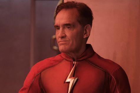 John Wesley Shipp talks bringing the Flash to <em>DC's Stargirl</em> and teases 'heartbreaking moment' John Wesley Shipp, Superhero Shows, John Wesley, Card Tricks, Variant Covers, Chloe Grace Moretz, Chloe Grace, Entertainment Weekly, Poison Ivy