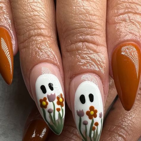 Witch Hat Nail Art, Witch Hat Nails, Nails October, Witch Hat, Halloween Nails, Toe Nails, Nail Inspo, Witch, Nail Art