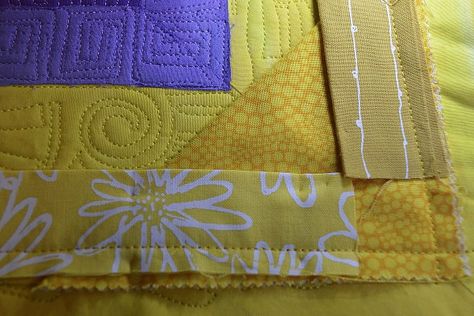 Sew A Quilt, Binding Techniques, Quilt Binding Tutorial, Making A Quilt, Quilt Corners, Quilt Techniques, Quilt Backs, Quilt Borders, Quilt Tips