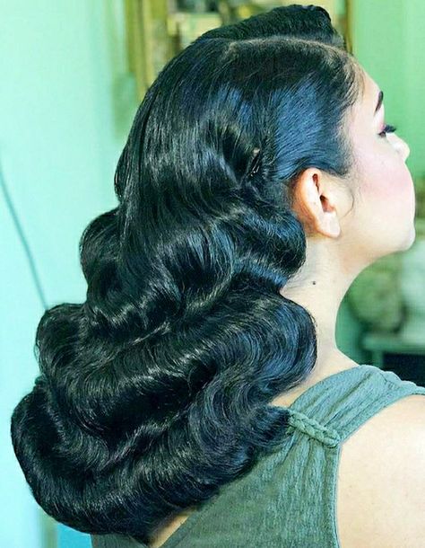 20s Hair Black Women, Vintage Hairstyles On Black Women, 20s Pin Curls, Old Hollywood Pin Curls, 50s Hair Black Women, Vintage Curls With Bangs, Vintage Curls Black Women, Black Vintage Hairstyles, Vintage Hair Black Women