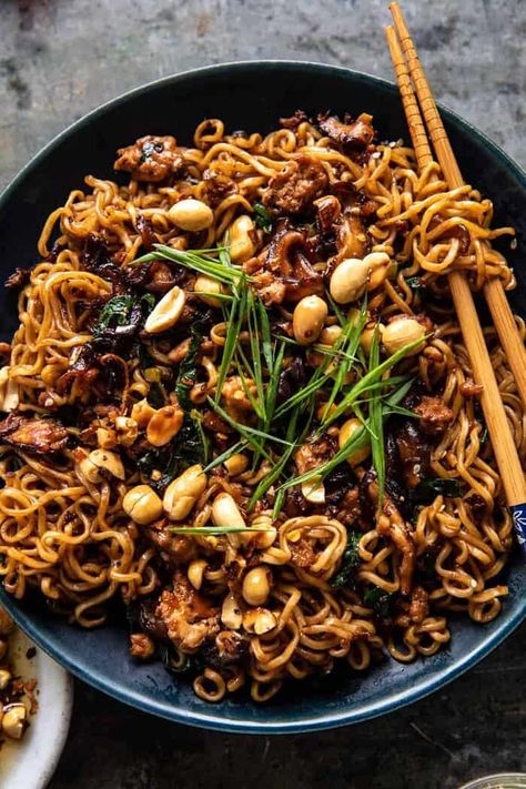 30 Minute Spicy Sesame Noodles with Ginger Chicken | halfbakedharvest.com Spicy Sesame Noodles, Half Baked Harvest Recipes, Sesame Noodles, Peanut Chicken, Ginger Chicken, Harvest Recipes, Quick Chicken, Asian Inspired Recipes, Half Baked