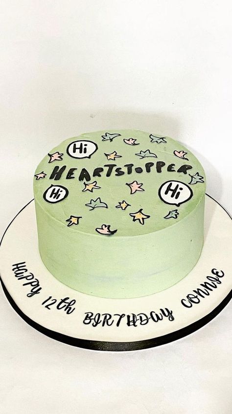 Heartstopper Cake Ideas, Heartstopper Themed Cake, heartstopper cake designs, heartstopper themed cake ideas, heartstopper birthday cake, heartstopper cakes, green cake heartstopper Heartstopper Watch Party, Heartstopper Cake Ideas, Heartstopper Birthday Cake, Heartstopper Party Ideas, Heartstopper Cakes, Themed Cake Ideas, Fondant Leaves, 15th Birthday Cakes, 13 Birthday Cake