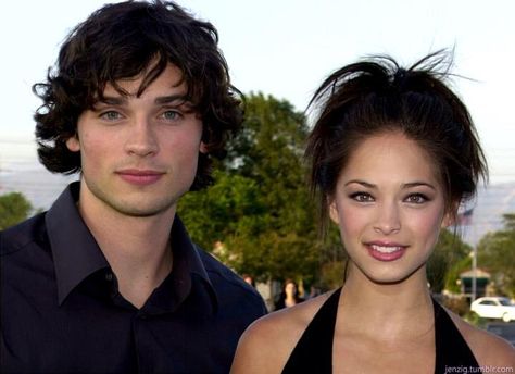 Kristin Kreuk Tom Welling, Tom Welling And Kristin Kreuk, Lana Smallville, Lana Lang Smallville, Kristin Kreuk Smallville, Tom Welling Smallville, Kristen Kreuk, Brown Hair Inspiration, Beau Mirchoff