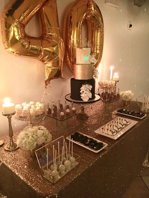 40 Birthday Party Ideas For Mom Surprise, Mums 40th Birthday Ideas, 40th Birthday Dessert Table For Women, 40 Bday Decoration Ideas, 40tb Birthday Party Ideas, Birthday Party 35 Women, Mum Birthday Decoration Ideas, Glitz And Glam 40th Birthday Party, Rose Gold Party Centerpiece Ideas