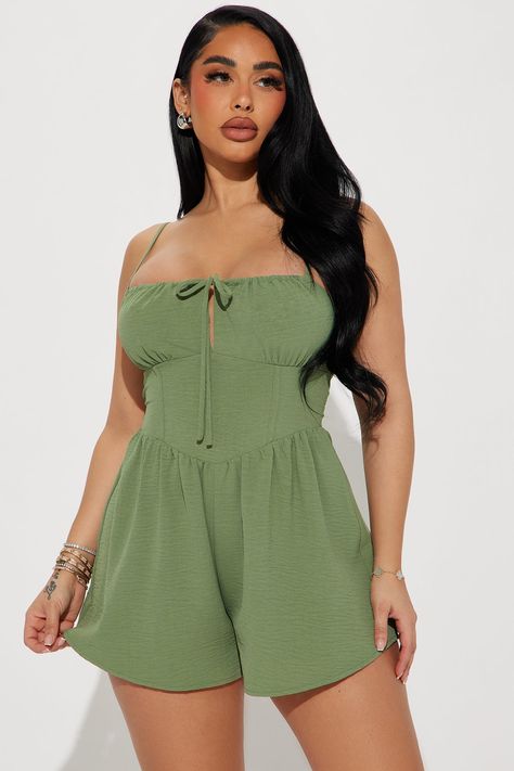 Young Mom Outfits Summer, The Love Galore Romper, Sets Outfit 2 Piece, Young Mom Outfits, Romper Outfits, Casual Trendy Outfits, Cutest Clothes, Stephanie Rao, Fashion Nova Jumpsuit