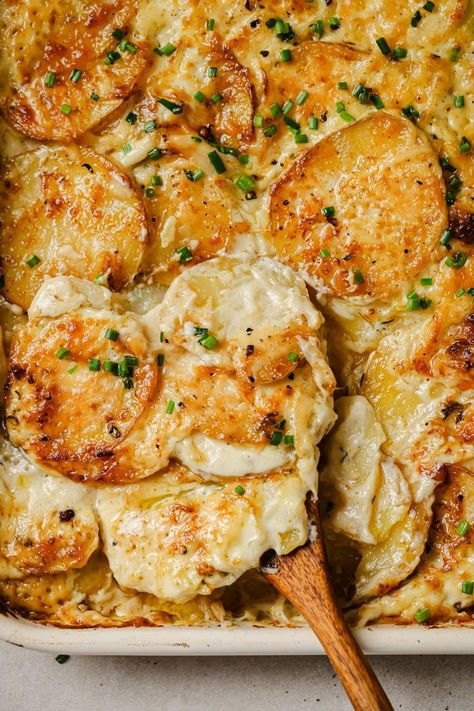 This Sheet Pan Scalloped Potatoes recipe will give you crispy potatoes drenched in a delicious cheese sauce in every bite. No more fighting over the crispy edges of scalloped potatoes! Sheet Pan Scalloped Potatoes, Baked Scalloped Potatoes, Baked Red Potatoes, Mood Boosting Foods, Scalloped Potatoes Easy, Scalloped Potatoes Recipe, Scalloped Potatoes Cheesy, Popular Side Dishes, Crispy Cheese