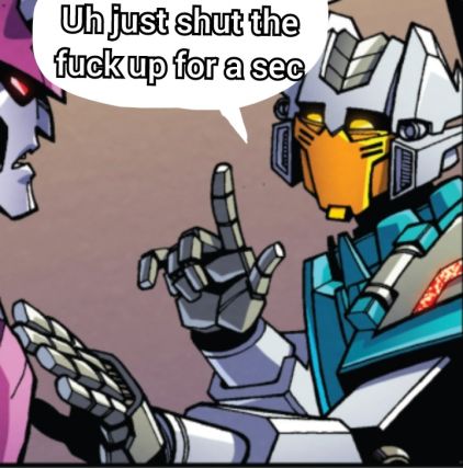 Transformers Reaction Images, Transformer Oc, Transformers Pfp, Megan Fox Movies, Transformers Prime Funny, Funny Transformers, Transformers Oc, Transformers Idw, Kubo And The Two Strings