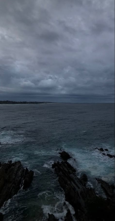 dark academia stormy storm nature beautiful clouds ocean waves rocks Stormy Beach Wallpaper, Storm Aethstetic, Ocean Grey Aesthetic, Ocean While Raining, Stormy Aesthetic Wallpaper, Stormy Background Aesthetic, Quiet Dark Aesthetic, Storm On Beach, Misty Ocean Aesthetic