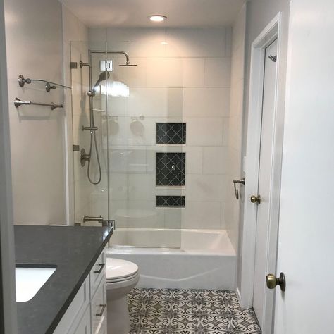 Small Bathroom Remodel With Tub, Shower Combo Ideas, Tub Shower Combo Remodel, Small Bathroom With Tub, Traditional Bathroom Remodel, Bathroom Tub Shower Combo, House Bathroom Designs, Bathtub Shower Combo, Tub Remodel