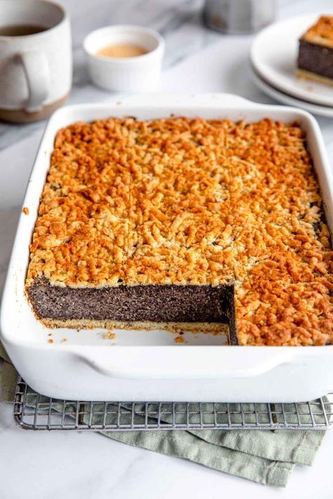 German Poppy Seed Cake is a tasty dessert that's fancy enough for celebrations and holidays. This old-fashioned German Mohnkuchen will win you over. You can easily store it in the fridge or freezer. #jernejkitchen #poppyseed #shortcrust #poppyseedcake #dessert #sheetpanrecipes #mohnkuchen Filo Dough, Espresso Cake, 10 Inch Cake, Graham Cracker Cookies, Homemade Strawberry Jam, Seed Cake, Poppy Seed Cake, Cracker Cookies, Tasty Dessert