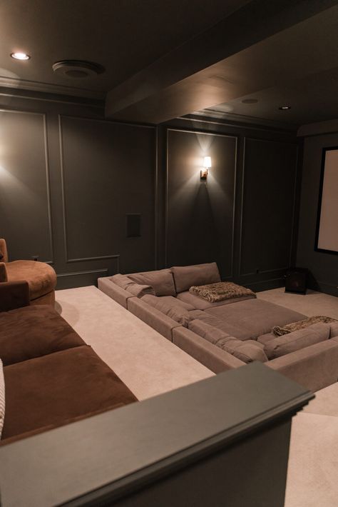 Home Theater Seating | Couches, Chairs, Accessories And More - Arched Manor Home Theater Wall Panelling, Cinema Room Chairs, Dark Theatre Room, Cozy Theater Room, Cinema Room Ideas, Basement Lights, Cinema Living Room, Cinema Room Decor, Cinema Rooms