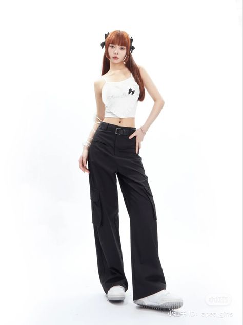 Dance Practice Outfits Ideas, Outfit Dance Practice, Kpop Dance Practice, Hiphop Dance Outfit, White Black Outfit, Dance Practice Outfits, Kpop Dance Practice Outfits, Trousers Women Casual, Outfit Dance