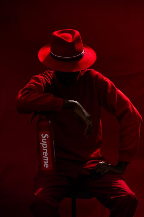 Chris Brown Photoshoot, Noir Detective, Supreme Sticker, Red Aesthetic Grunge, Supreme Wallpaper, Creative Life Quotes, Entertainment Design, Men Photography, Red Rooms