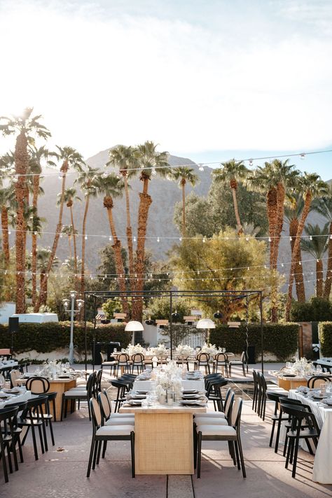 Complete Wedding Planning Checklist, Planning 2025, Palm Springs Wedding Venues, Spring Scenery, Palm Wedding, Modern Wedding Venue, Plan A Wedding, White Light Fixture, Palm Spring