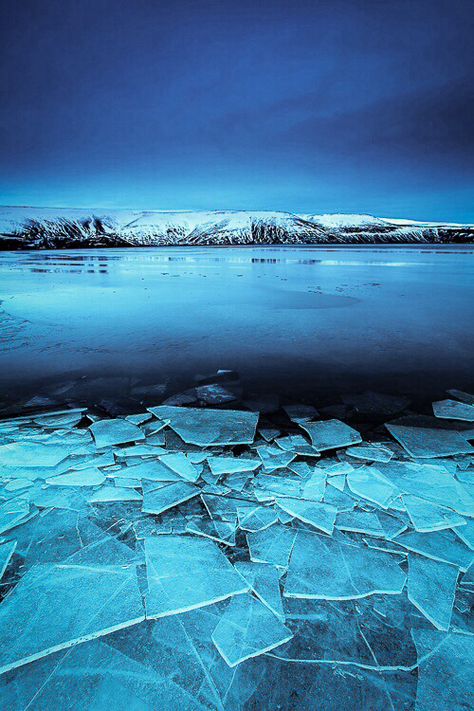 Frozen lake Deco Nature, Broken Glass, Reykjavik, Pics Art, Amazing Nature, White Photography, Natural Wonders, Beautiful World, Beautiful Landscapes