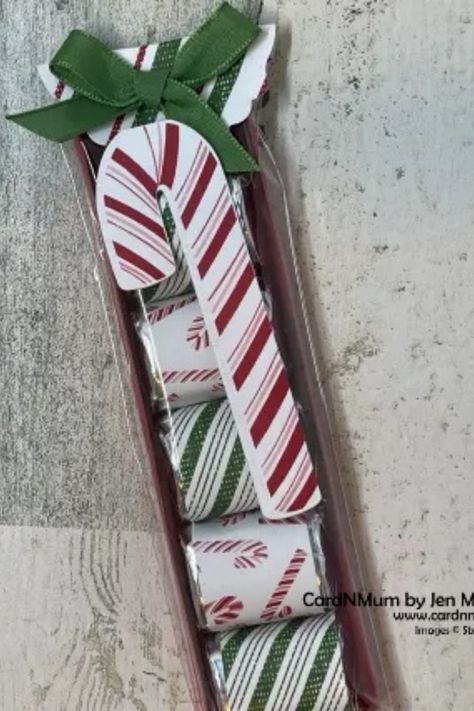 Stampin Up Hershey Nuggets, Hershey Nugget Wrappers Template, Hershey Nugget Treat Holders Christmas, Hershey Nuggets Treat Holders, Stampin Up Hershey Nugget Treat Holder, Hershey Nugget Treat Holders, Sweet Candy Canes, Christmas Craft Fair Ideas, Christmas Paper Craft