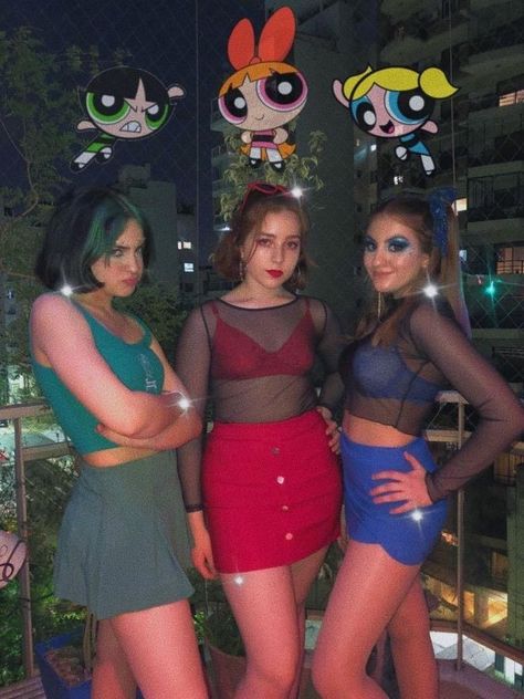 Tattoo Trio, Halloween Costume Trio, Halloween Costumes Trio, Trio Pics, Trio Friends, Trio Poses, Last Minute Kostüm, Powerpuff Girls Costume, Carnaval Outfit