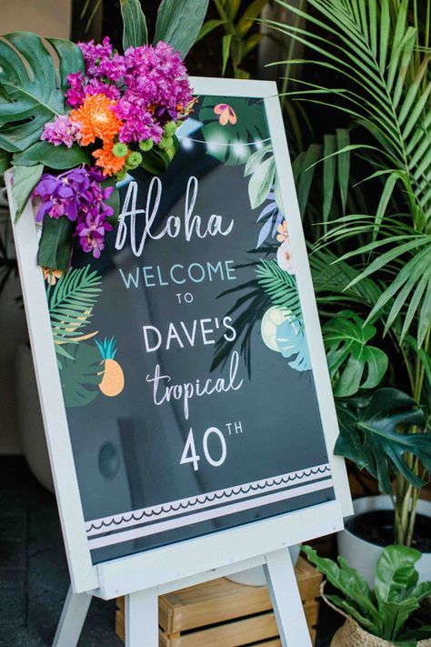 Hawai Party, Tropical Luxe, Tropical Theme Party, Sunset Party, Tropical Birthday Party, Aloha Party, Tropical Party Decorations, Hawaiian Party Decorations, Luau Theme Party