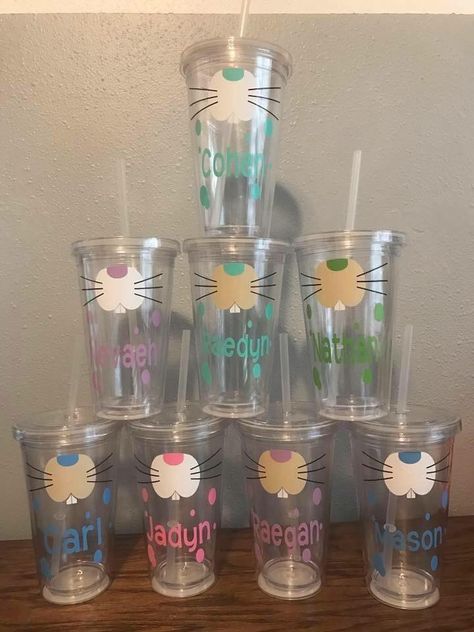 Easter tumblers Diy Cricut Easter Projects, Easter Selling Ideas, Easter Basket For Coworker, Easter Circuit Projects, Easter Vinyl Projects, Easter Tumbler Ideas, Easter Crafts To Sell Gift Ideas, Easter Cricut Projects To Sell, Easter Cricut Projects