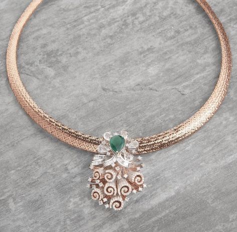 Italian Kante Necklace, Diamond Hasli Necklace, Beaded Wedding Jewelry, Diamond Pendent, Diamond Pendants Designs, Antique Gold Jewelry Indian, Diamond Earrings Design, Fancy Jewelry Necklace, Beautiful Gold Necklaces