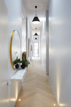 Scandinavian Entryway, Entryway Lamps, Hallway Lamp, Vstupná Hala, Corridor Design, Entrance Way, Hallway Inspiration, Narrow Hallway Decorating, Entryway Lighting