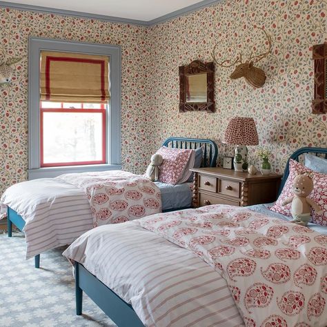 New England Style Bedroom, Victorian Kids Room, Cozy Cottage Interiors, Alice Palmer, Grandkids Room, Nursery Room Boy, Twin Beds, Twins Room, Cottage Interiors