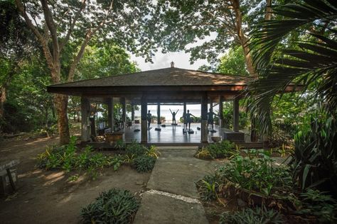 laluna beach front yoga pavilion Yoga Pavilion Architecture, Open Air Pavilion, Yoga Pavilion Design, Wellness Resort Architecture, Yoga Gazebo, Resort Pavilion, Yoga Architecture, Meditation Architecture, Zen Resort