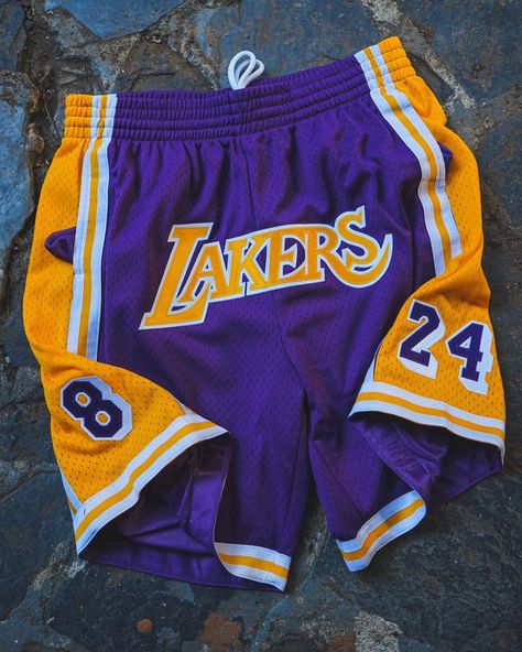 HATSURGEON™ on Instagram: “Custom Mitchell & Ness Kobe Bryant Lakers Swingman Shorts. Away Versions. Now available online. 💜💛 [ thehatsurgeon.com ]” Lakers Shorts, Kobe Bryant Lakers, Bryant Lakers, Edge Fashion, Brand Ideas, Street Style Outfits Men, Stephen Curry, Fashion Designs, Outfits Men