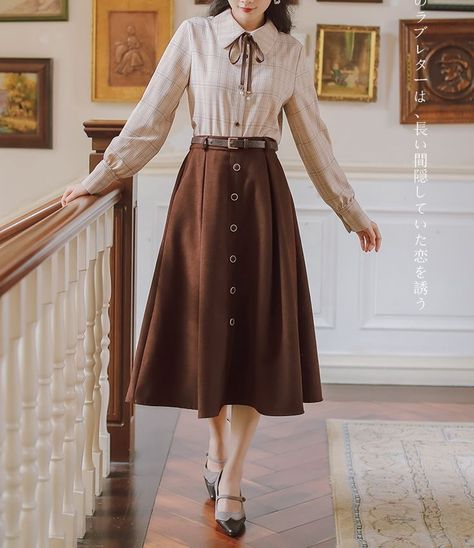 Modern Victorian Outfits Aesthetic, 1800s Outfit Women, Victorian Outfits Women, Vintage Womens Fashion, Girly Academia, Diy Fashion Videos, 1800s Clothing, 1800s Fashion, Old Fashion Dresses