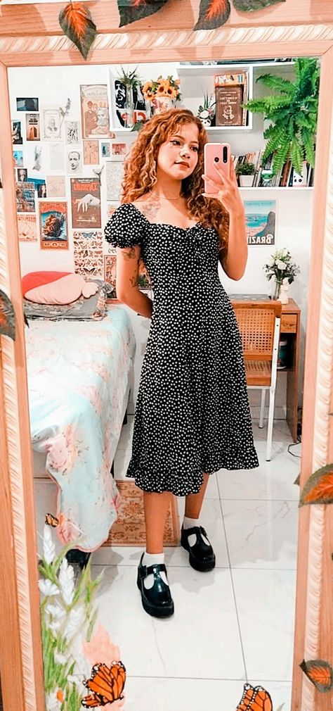 Work Outfits With Mary Janes, Mary Jane Shoes Dress, Mary Janes And Dress, Casual Mary Jane Outfit, T Strap Mary Janes Outfit, Mary Janes With Pants, Styling Mary Jane Shoes, Marry Jane Shoes Outfit, Mary Jane Shoes Outfit Dress