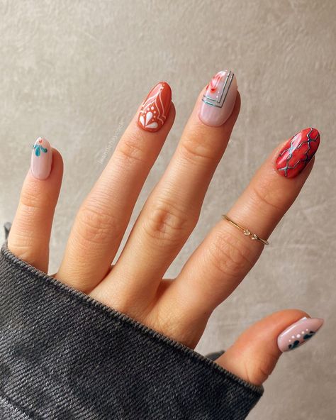 Morocco Nails Art, Morocco Inspired Nails, Moroccan Nail Art, Moroccan Nails Design, Marrakech Nails, Tile Nail Art, Complicated Nail Designs, Morocco Nails, Moroccan Nails