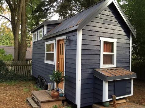 240 Sq. Ft. Tiny House in Seattle | pinned by haw-creek.com Tiny House Exterior, Tiny Houses For Rent, House Design Exterior, Tiny House Listings, House Siding, Tiny House Movement, Tiny Houses For Sale, Tiny Spaces, Tiny House Cabin