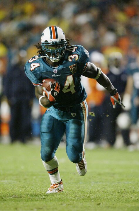 Ricky Williams Dolphins, Ricky Williams, Dolphins Football, Legends Never Die, Miami Dolphins, Football Helmets, Dolphins, Miami, University