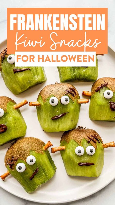 Frankenstein Fruit Tray, Halloween Party Fruit, Fruit Season Chart, Party Fruit Platter, Kiwi Snacks, Halloween Fruit Snacks, Healthy Halloween Food, Party Fruit, Halloween Breakfast