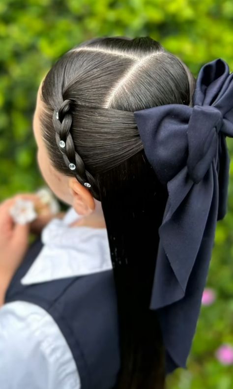 Cute Hairstyles For 3rd Grade, Kids Hairstyles For Picture Day, Big Bow Hairstyle For Kids, Hair Ideas For School Kids, Braid Hairstyles For Kids, Picture Day Hairstyles For Kids, Girls Hairdos, Picture Day Hair, Cute Toddler Hairstyles