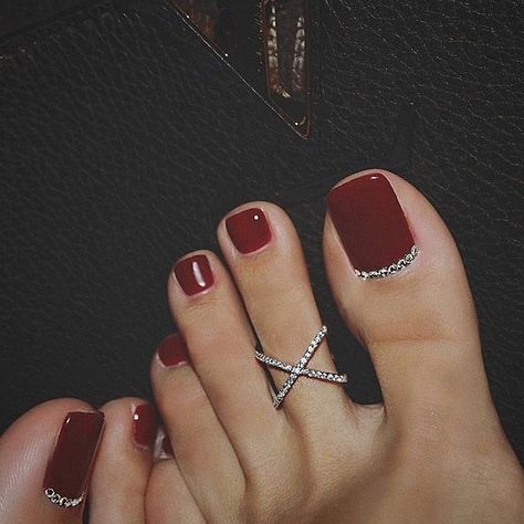 Dark red pedi Wedding Toe Nails, Wedding Toes, Toe Nail Color, Pretty Toe Nails, Pedicure Designs, Toe Nail Designs, Toe Nail Art, Nail Arts, Feet Nails