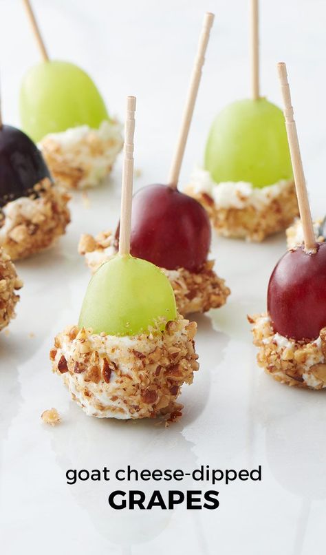 Dipped Grapes, Grape Skewers, Grape Appetizers, Cheese Plate, Fruits Basket, Party Food Appetizers, Appetizers For Party, Goat Cheese, Appetizer Snacks