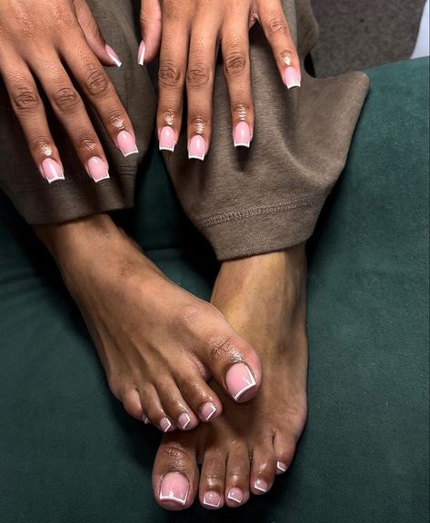 Black Nails And Toes Matching, Short Classy Nails, Short French Tip Nails, Gel Toe Nails, Hello Nails, Acrylic Nail Kit, Fully Booked, Simple Gel Nails, Girly Acrylic Nails