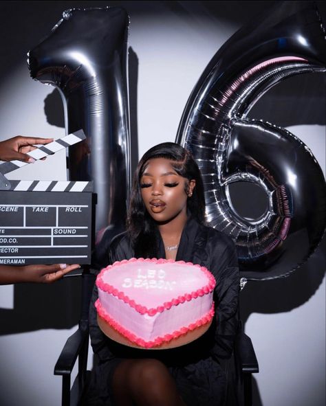 Movie Birthday Photoshoot, Photoshoot Ideas For 16 Birthday, Photo Shoot Ideas Sweet 16, Birthday Photoshoot Poses 16, Birthday Photoshoot Ideas 16th, 16th Birthday Photoshoot Ideas Black, 16tg Birthday Photoshoot, Photoshoot Outfit Ideas Birthday, Photoshoot Themes Black Women