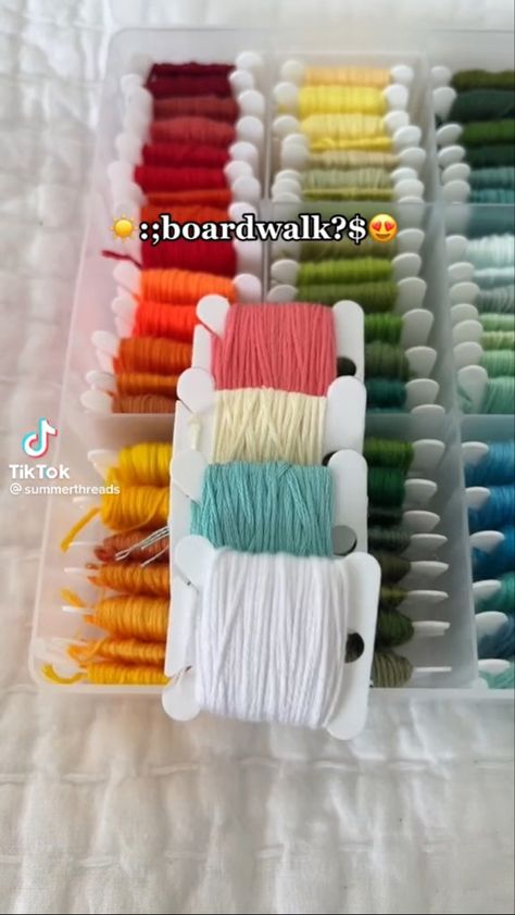 String Bracelet Color Combos, Bracelet Color Combos, Follow For Follow, Diy Bracelets With String, String Bracelet Patterns, Diy Friendship Bracelets Tutorial, Braided Bracelet Diy, Friendship Bracelet Patterns Easy, Cute Friendship Bracelets