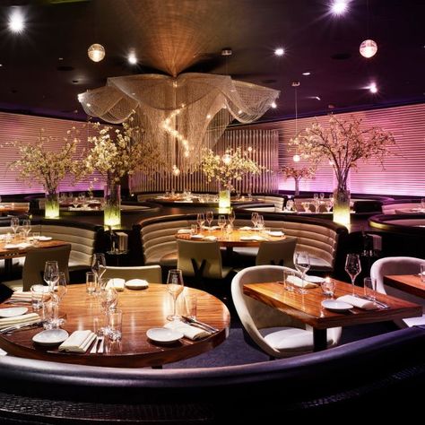 Stk Steakhouse, High End Restaurant, Restaurants For Birthdays, Book Restaurant, London Restaurant, Prime Steak, Fancy Restaurants, Japanese Chef, Restaurant Ideas