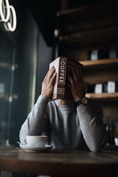 Coffee Shot, Coffee Culture, Coffee Photography, Bakery Cafe, Coffee And Books, City Photography, Mans World, People Photography, Gentleman Style