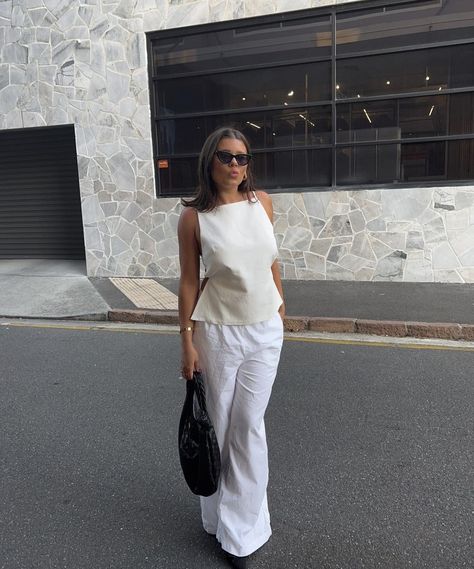 Heatwave Work Outfit, Style Wide Leg Pants, Chic Outfits Classy, Outfit Look, Evening Outfits, Elegant Outfit, Fashion Classy, Mode Inspiration, Spring Summer Outfits