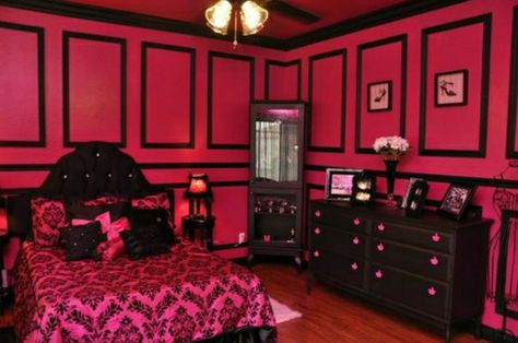 ___╋ I love Gothic ╋___  Just wish it was red instead of pink Modern Teenage Girl Bedroom, Pink Black Bedrooms, Hot Pink Bedrooms, Black Bedroom Design, Black Rooms, Pink Bedroom Decor, Teen Girl Room Decor