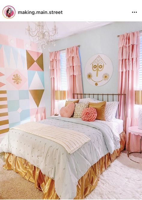 Disney Ride, Sweet Room, It’s A Small World, Disney Bedrooms, Mary Blair, Disney Rooms, Girl’s Room, Disney Decor, Themed Room