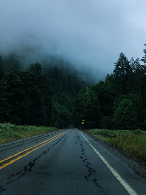 Rainy Road Trip, Dark Pnw Aesthetic, Rainy Pnw Aesthetic, Dark Oregon Aesthetic, Rainy Washington, Location Aesthetic, Leah Clearwater, Oregon Dark Aesthetic, Pnw Fall